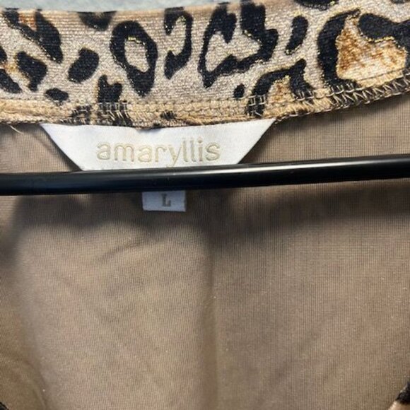 Leopard Print V-Neck Short Sleeve Blouse By Amaryllis large - Picture 2 of 5